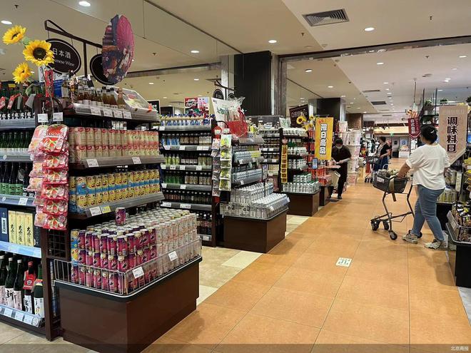 布局26載，華堂超市“獨(dú)苗”如何以服飾銷售闖關(guān)北京市場